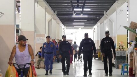 La Alcaldía Ciudadana brinda seguridad en los mercados con la Policía Nacional y FF.AA.