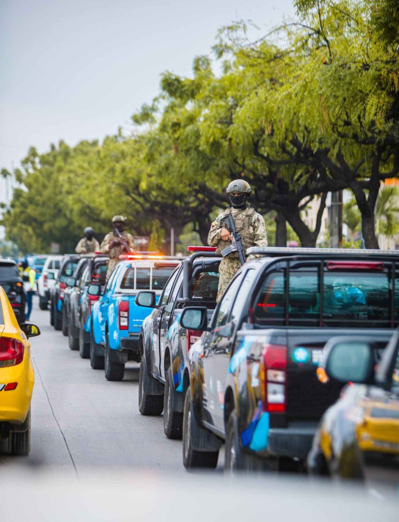 Personal de Segura EP, trabaja en coordinación con Policía Nacional y Fuerzas Armadas para darle seguridad a los guayaquileños. 