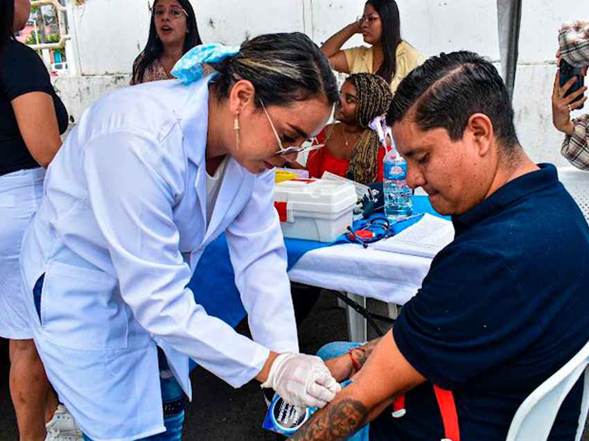 La feria brinda atenciones a los habitantes de Guayaquil.