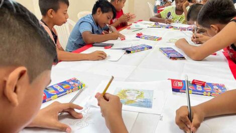 Los niños de la parroquia Posorja muestran sus habilidades artísticas con el impulso de la Alcaldía de Guayaquil.