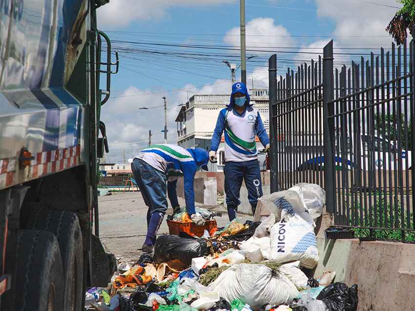 DACMSE combate la problemática de la mala disposición de desechos en Guayaquil.