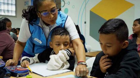 La Alcaldía de Guayaquil refuerza su compromiso con la educación con la Capacitación Docente 2024.