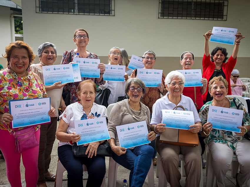 El curso de computación benefició a 51 adultos mayores.