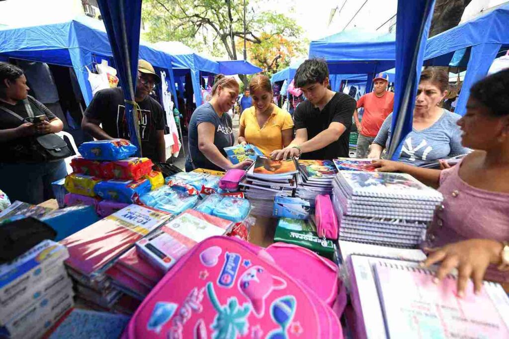 Las ferias ‘Retorno a Clases’ son acciones que reflejan el compromiso de la Alcaldía de Guayaquil con la educación y las familias.