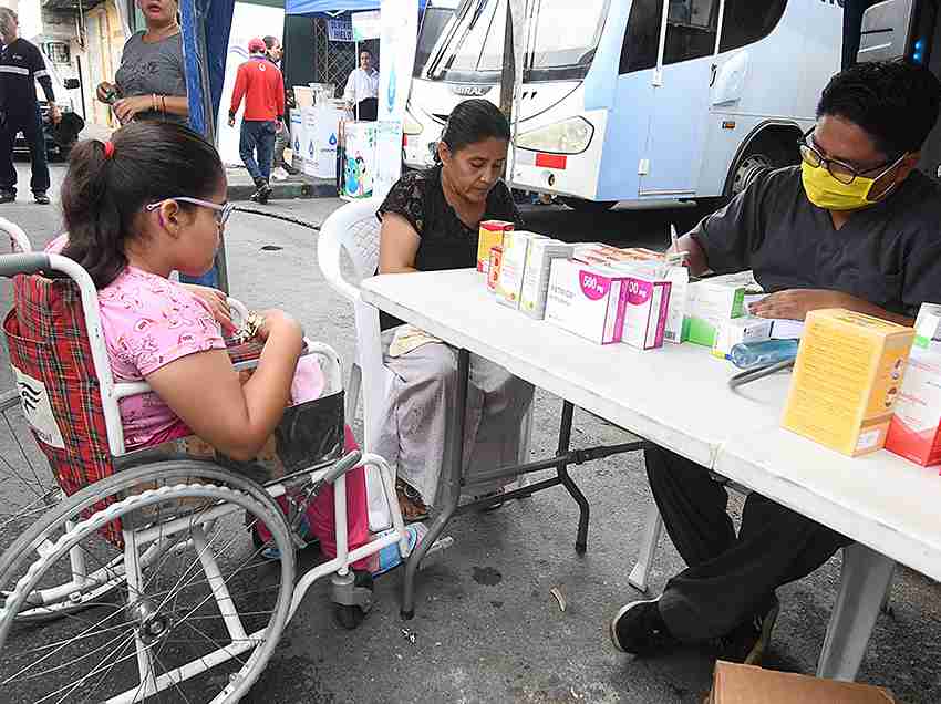 La Activaciones Ciudadanas ofrecen atención médica y medicinas a las ciudadanía.