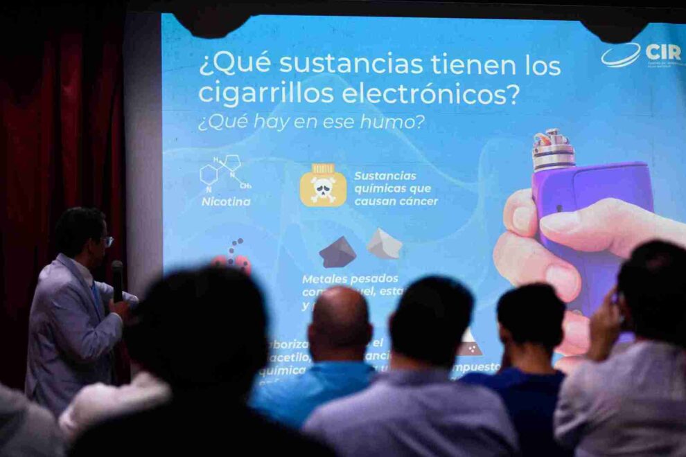 La Dirección de Salud e Higiene concientiza sobre los peligros del vapeo.