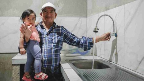 Más de 2.500 personas son las beneficiadas al recibir agua potable con mayor presión en Colinas del Hipódromo.