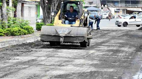 La intervención en la ciudadela Huancavilca ha mejorado significativamente la infraestructura vial.