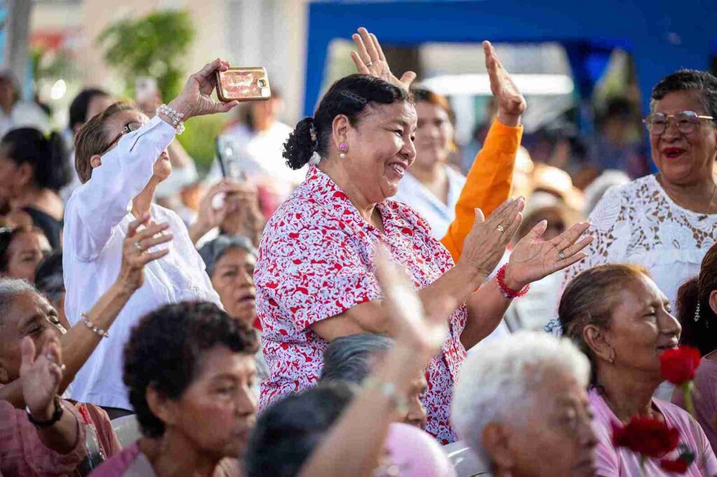 Las madres pasaron un momento de esparcimiento y alegría. 