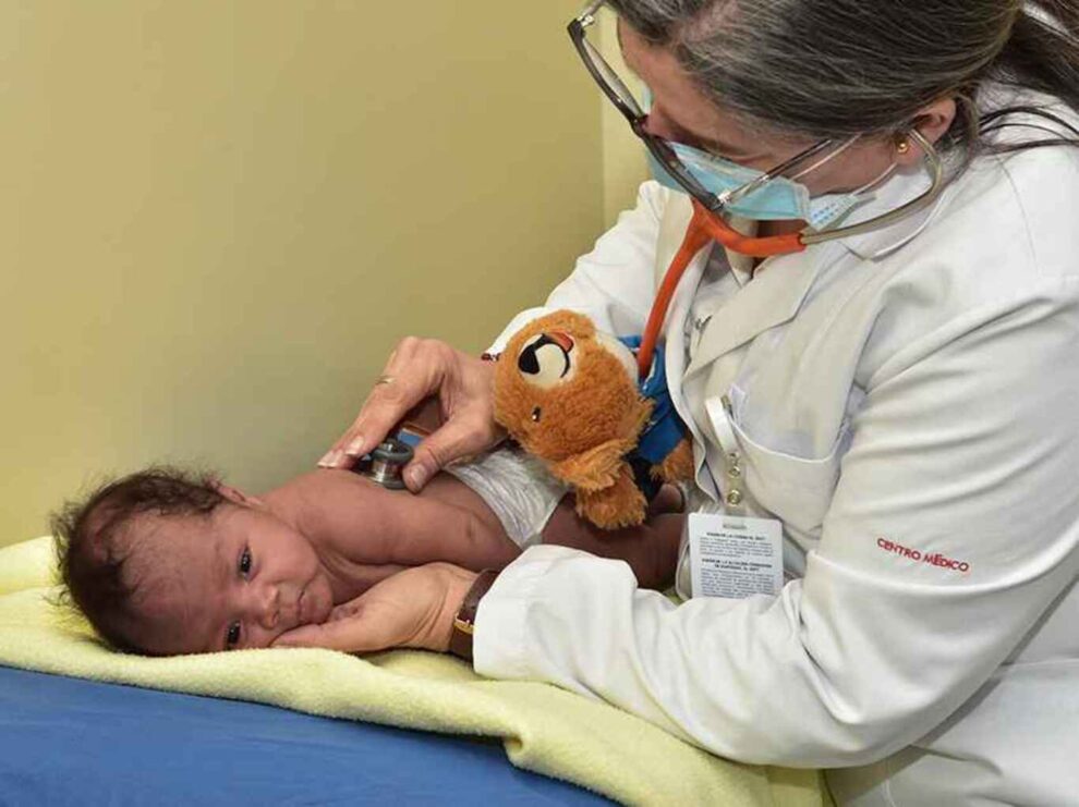 El área de pediatría del Hospital Bicentenario ha recibido a más de 7.600 niños para ser atendidos.