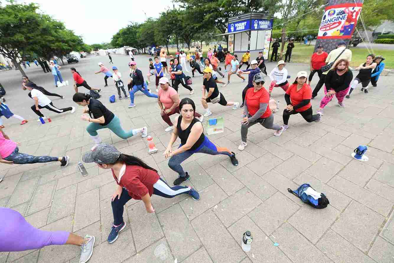 Cada fin de semana hay actividades físicas para los guayaquileños.