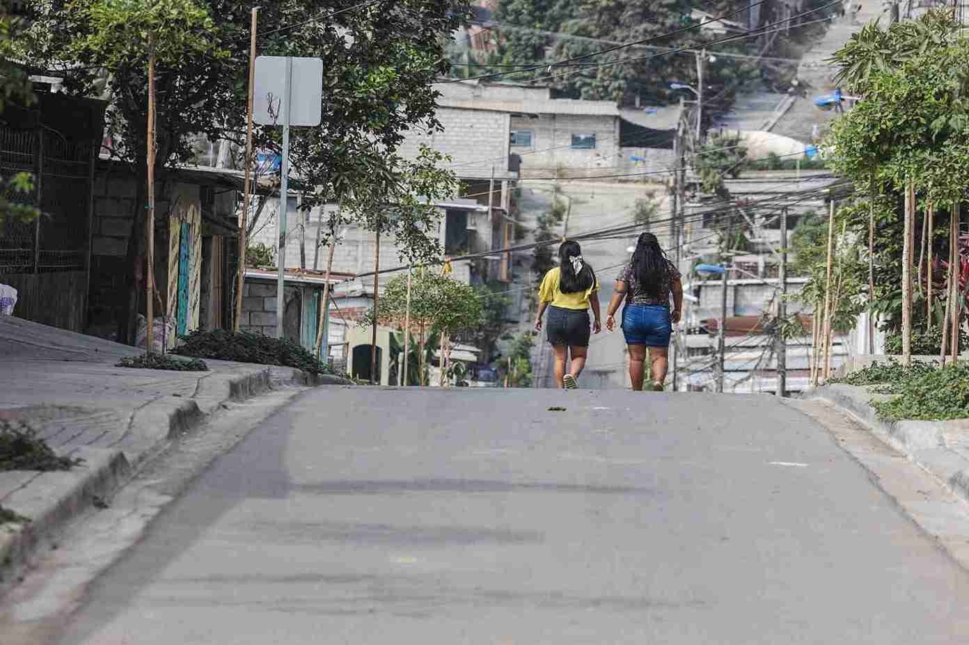 La obra incluyó pavimentación de calles y drenaje pluvial.