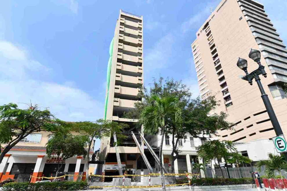 El edificio Fantasía en Guayaquil