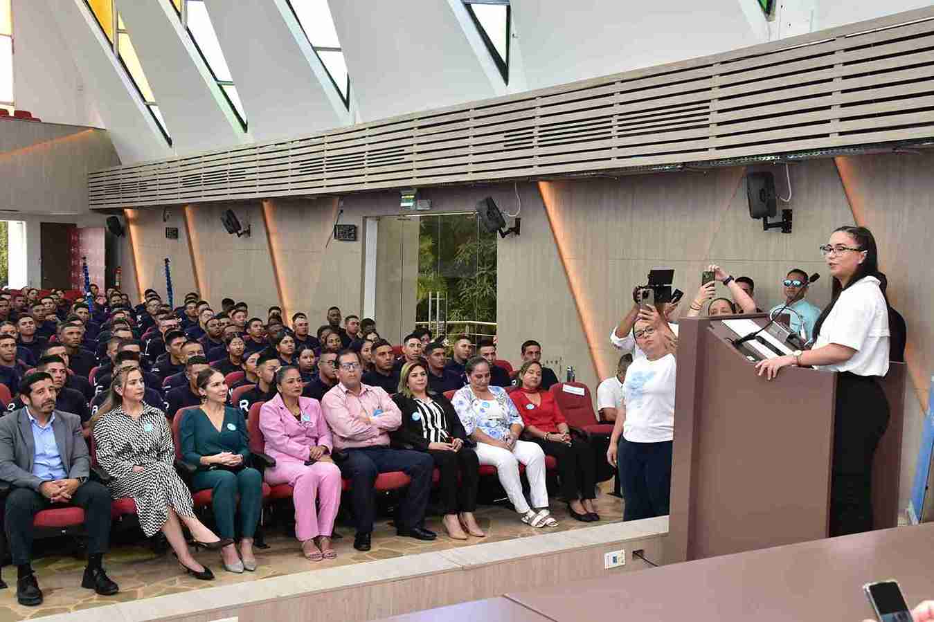 La vicealcaldesa Blanca López acudió al evento de clausura del curso.