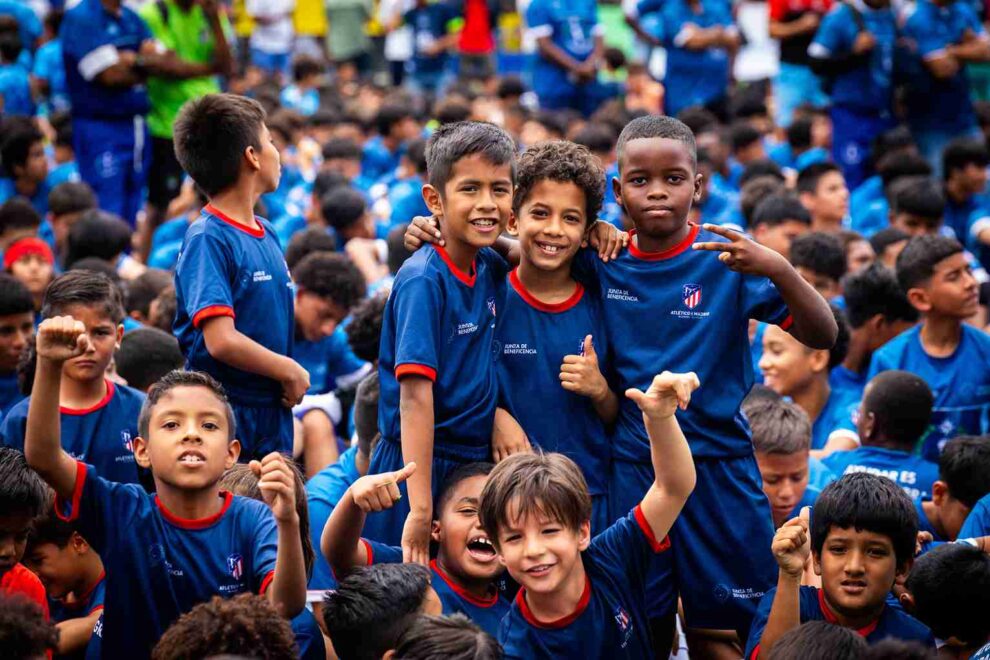 El interbarrial de fútbol de El Universo