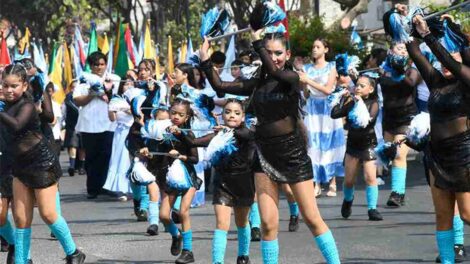 Guayaquil celebra su Independencia con desfiles