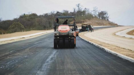 Desarrollo vial en la zona de Chongón