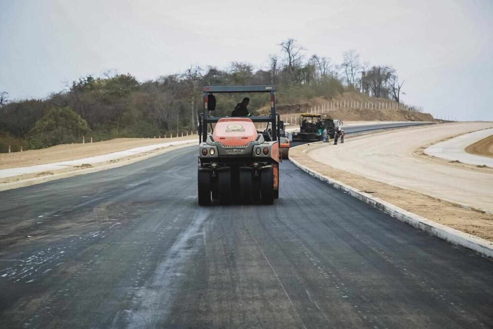 Desarrollo vial en la zona de Chongón