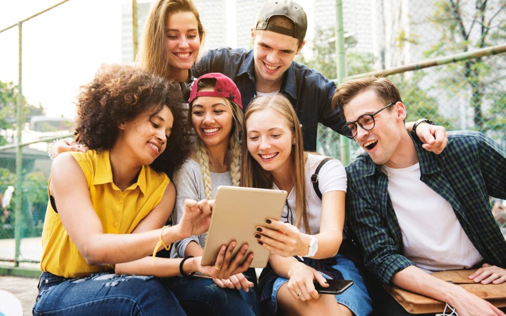 Ecuador envejece y los millennials enfrentan el reto de una vejez incierta