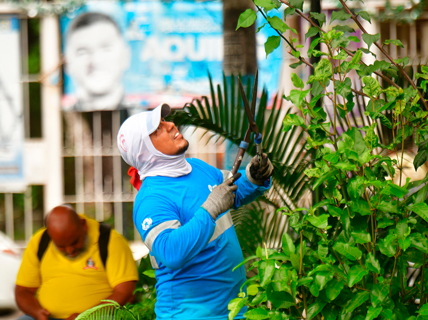 Guayaquil impulsa el mantenimiento de más de 200 parques y áreas verdes en el sur de la ciudad