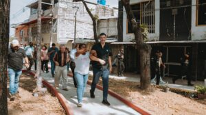 El alcalde Aquiles Alvarez inspeccionó este miércoles los avances en la construcción de los nuevos parque de La Floresta 2.