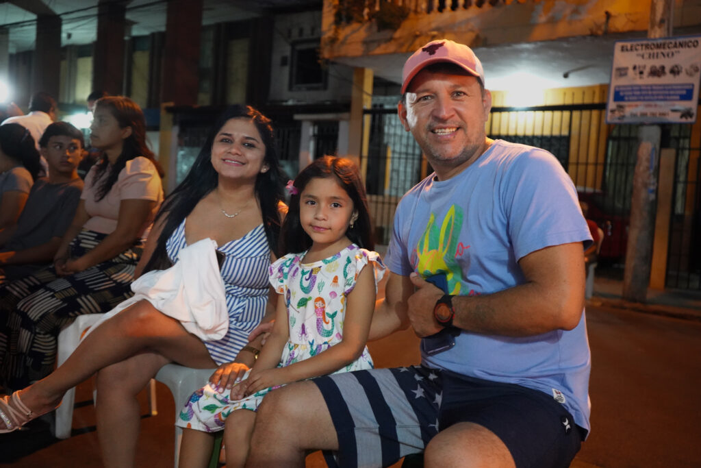Familias enteras se reúnen a disfrutar de esta iniciativa del Municipio de Guayaquil. 