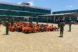 Militares tomaron el control del Centro de Rehabilitación Social de Esmeraldas tras la masacre que dejó 17 reos fallecidos.