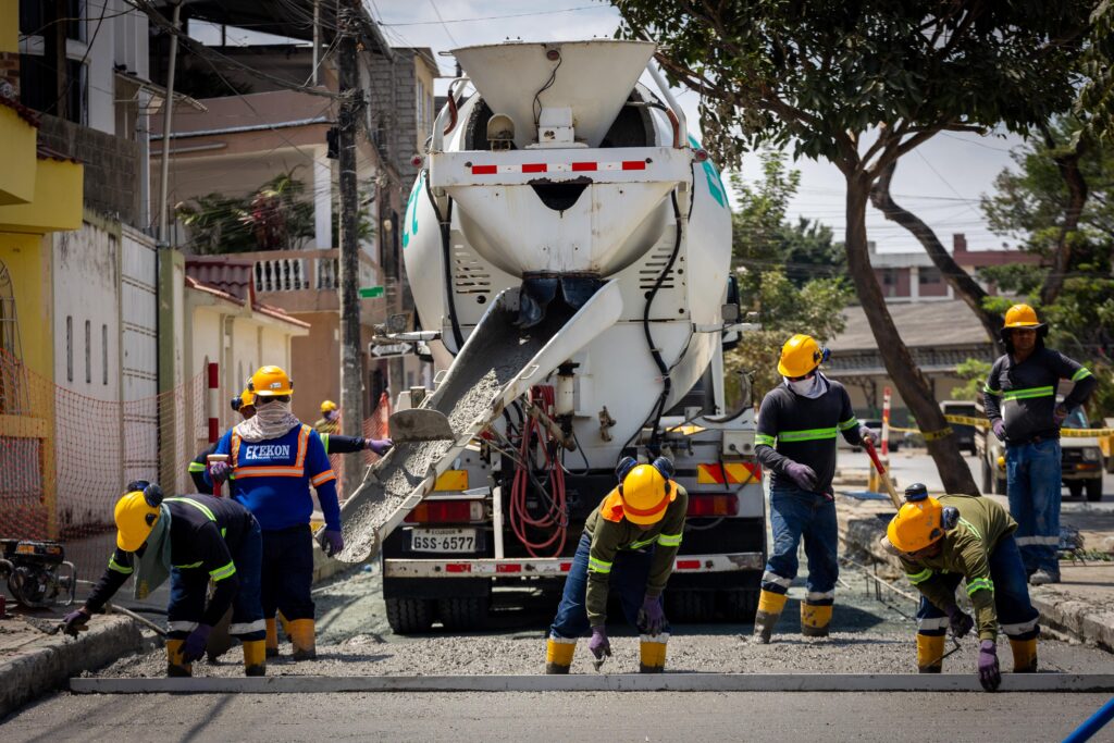 Guayaquil refuerza su sistema sanitario con nueva línea de impulsión en el norte