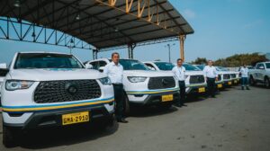 La 55 nuevas camionetas están destinadas a fortalecer el trabajo operativo de las distintas direcciones y áreas municipales.