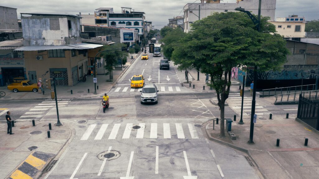 El Municipio de Guayaquil interviene otras arterias del centro de Guayaquil.