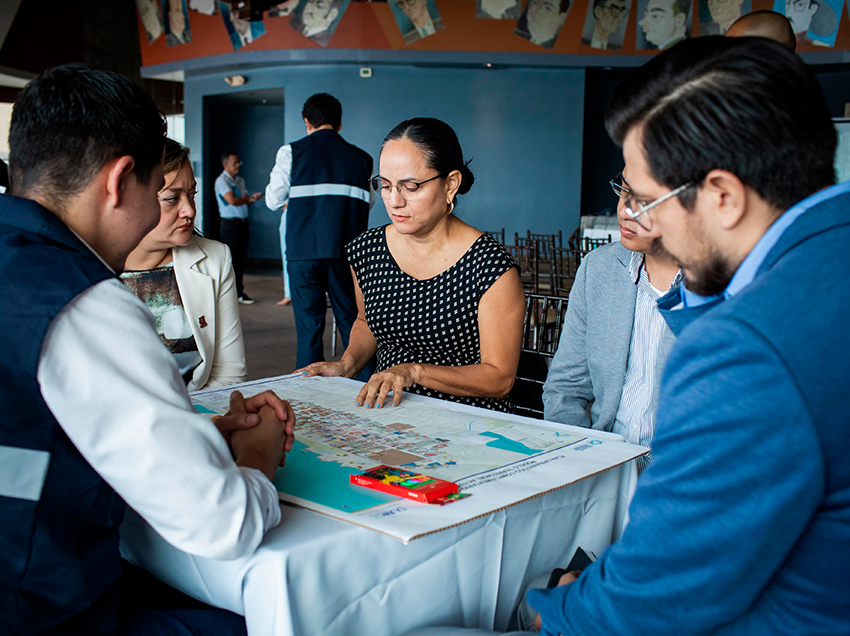 En el antiguo Club de la Unión se realizó este lunes una jornada de socialización del plan “Tu centro, el barrio de todos “.