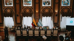 Vista panorámica del Salón de la Ciudad durante la sesión ordinaria del Concejo Municipal de Guayaquil.