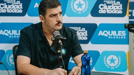 Aquiles Álvarez denunció el intento del MIT de apropiarse de los fondos del nuevo aeropuerto.